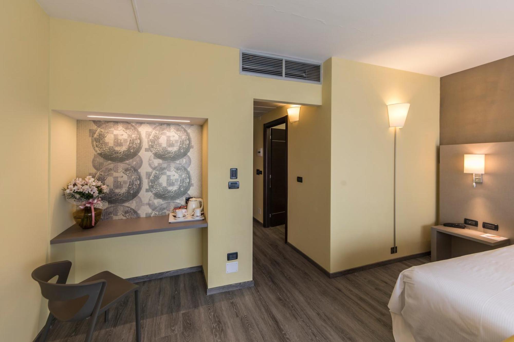 Hotel Donatello Imola Eksteriør bilde