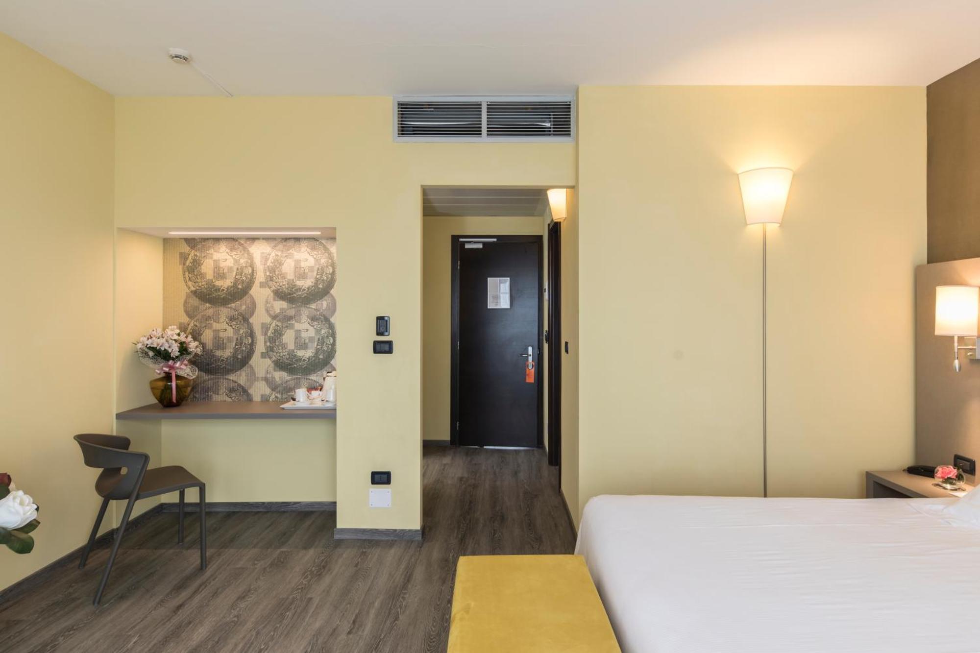 Hotel Donatello Imola Eksteriør bilde