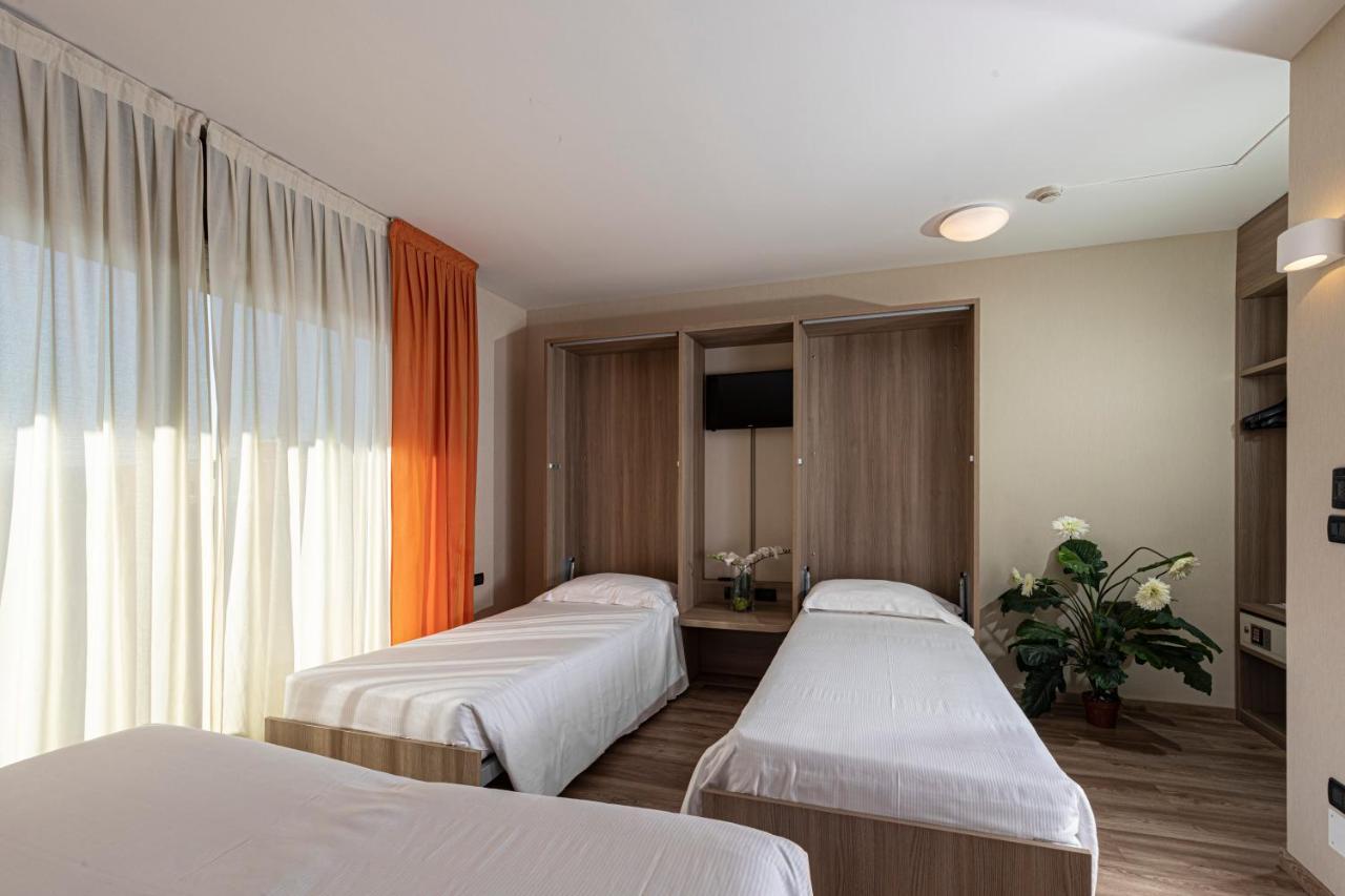 Hotel Donatello Imola Eksteriør bilde