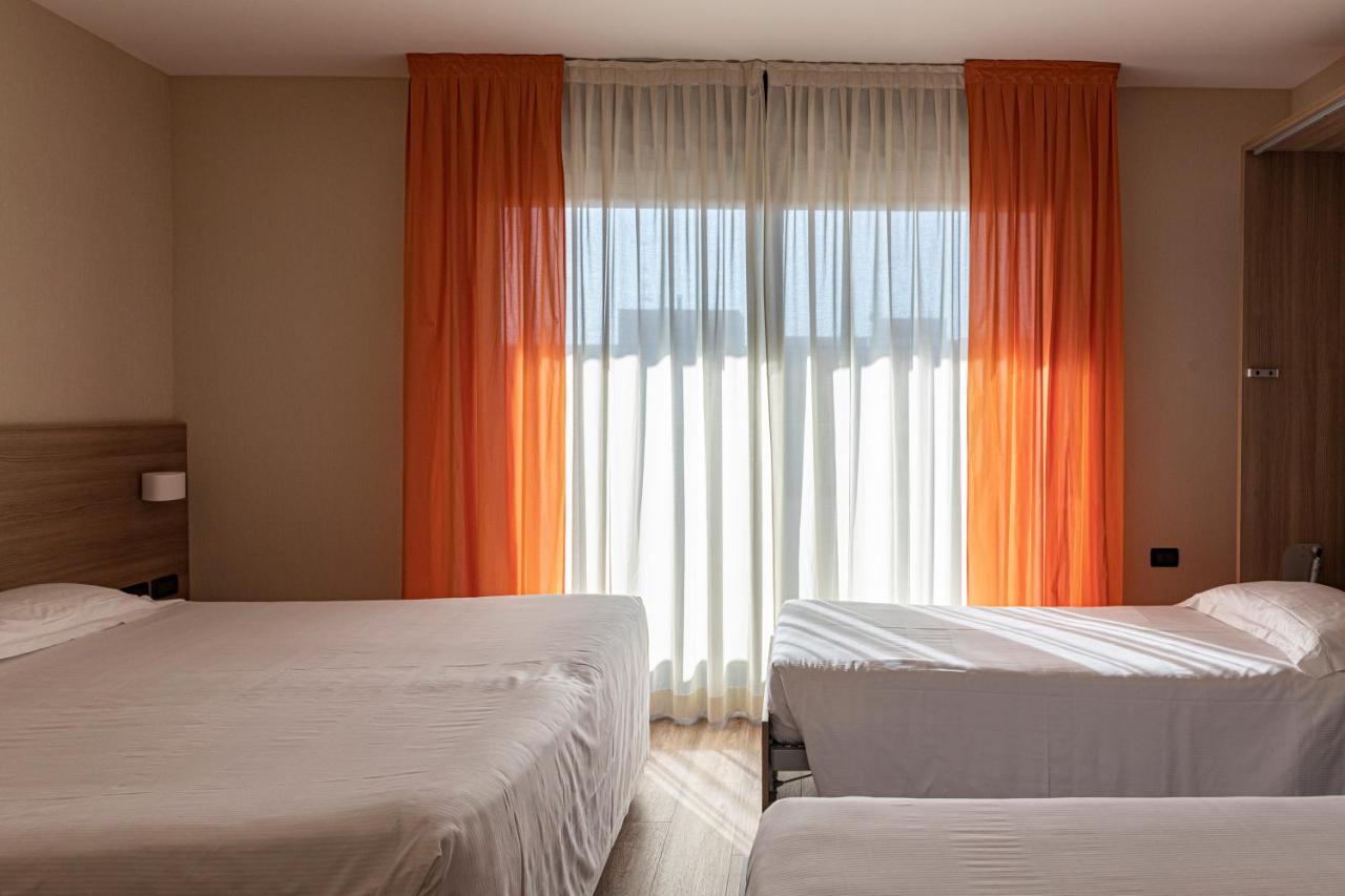 Hotel Donatello Imola Eksteriør bilde