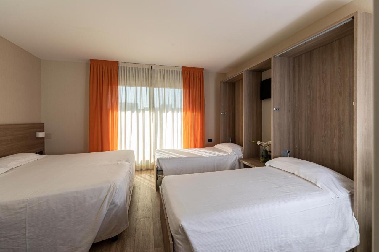 Hotel Donatello Imola Eksteriør bilde